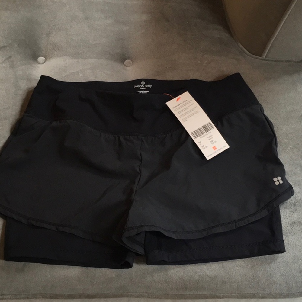 NWT Sweaty Betty black workout shorts size Medium